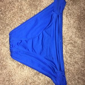 blue ruffled bathing suit bottoms 👙